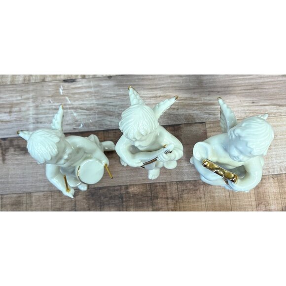 Mikasa Set Of 3 Porcelain Angel Figurines Playing Instruments With Gold Accented - Picture 2 of 4